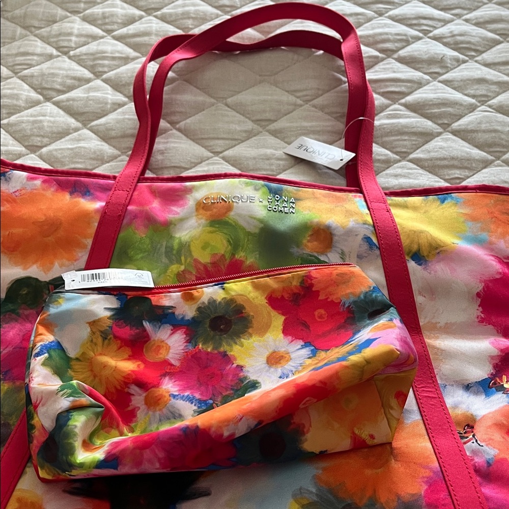 Clinique Vibrant Floral Tote with Pouch